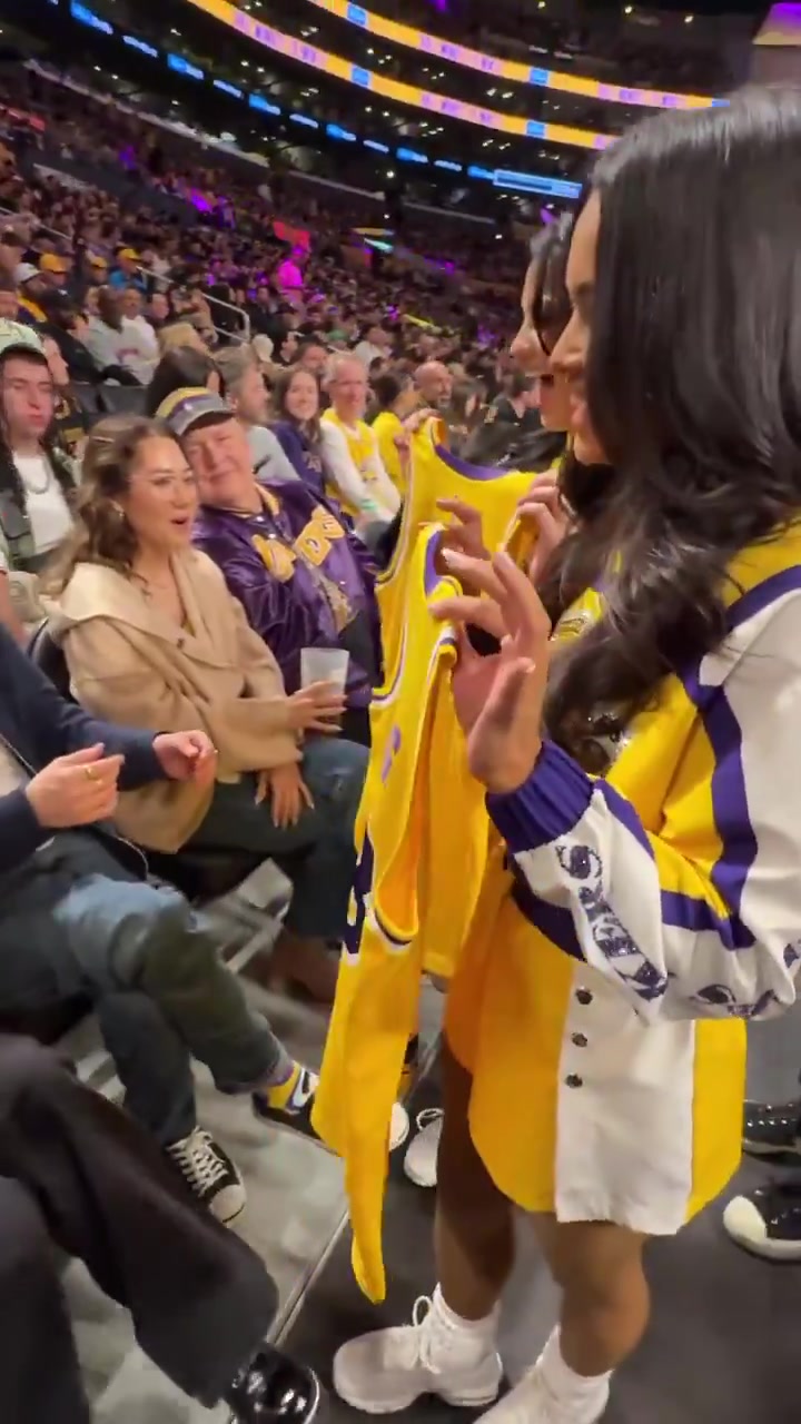 王世龍：祝賀吳前取得生涯里程碑 打北控內(nèi)線出現(xiàn)了問題